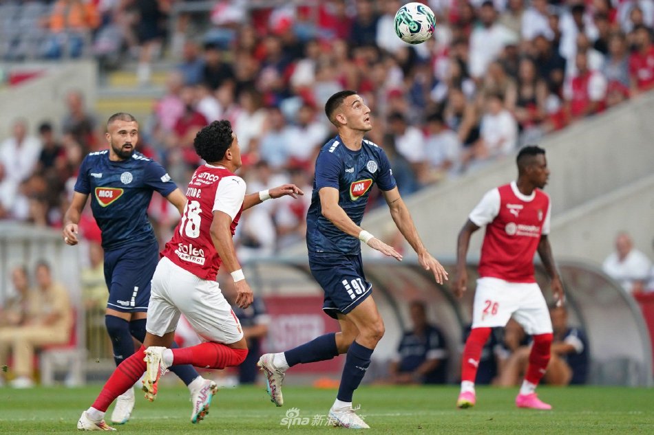 梅西冷静地 梅西冷静地